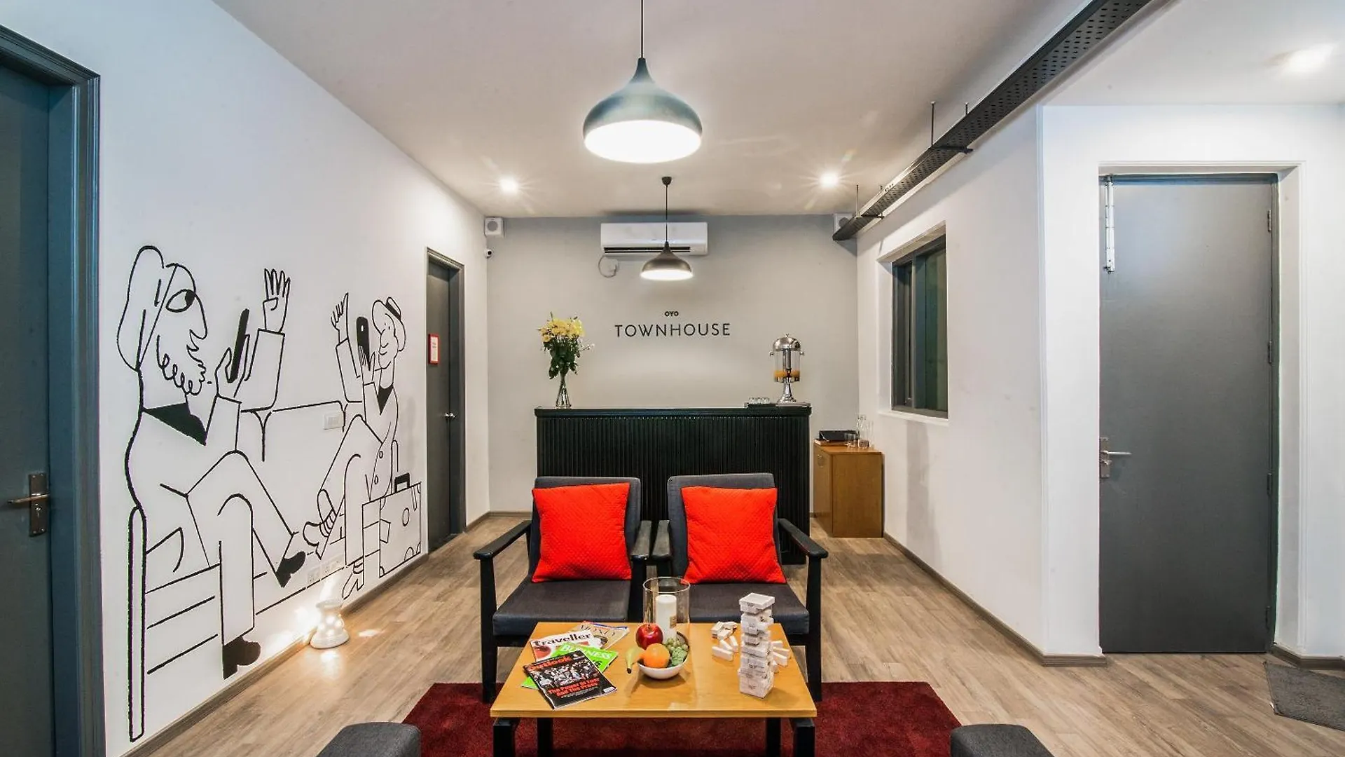 Super Townhouse Galleria Market Near Golf Course Road グルガウン ホテル