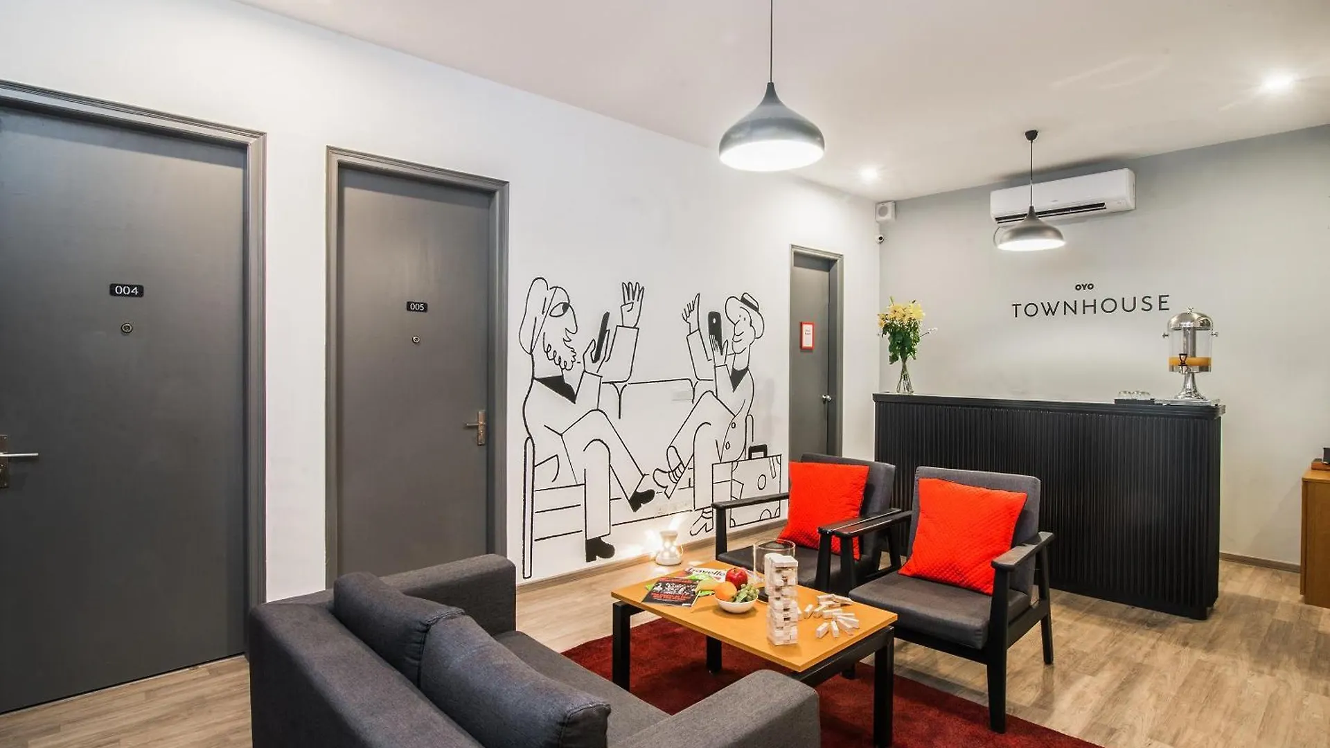 Super Townhouse Galleria Market Near Golf Course Road 古尔冈